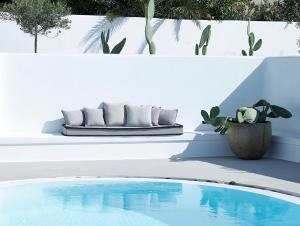 Amor Hideaway Villas Santorini Greece