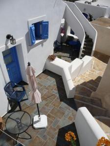 Floras Rooms and Studios Anafi-Island Greece