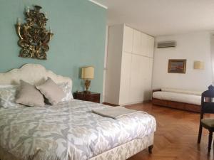 Casa Lunia Guesthouse