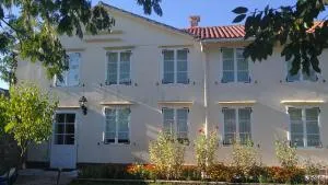 Casiña de Meyre - San Xulián de Sales