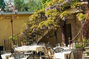 Hotels Noemys Gradignan - ex Cit'Hotel Le Chalet Lyrique : photos des chambres