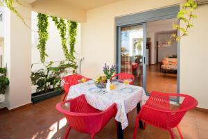 Villa Castellina & Emmanouela holiday apartment Chania Greece
