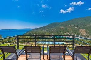 The Dynasty Villas Lefkada Greece