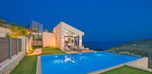 The Dynasty Villas Lefkada Greece