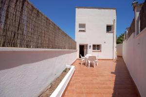Lets Holidays Big Terrace House and 2 Parking
