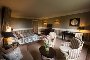 Hotels Chateau Hotel Mont Royal Chantilly : photos des chambres