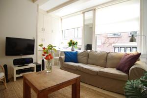 Spacious Jordaan apartment