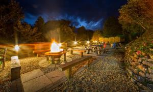 Darlington Arms by the airport - Free parking