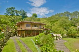 Majestic Lodge, El Castillo de la Fortuna