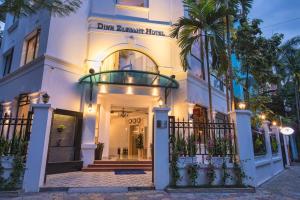 Dinh Elegant Hanoi Hotel