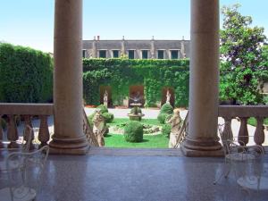 LA SERENELLA West Wing