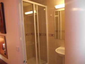 Hotels Le Nouvel Hotel du Theatre : photos des chambres