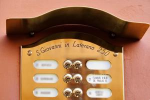 Penthouse with panoramic terrace at the Colosseum