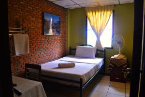 BRICKHOUSE Ayutthaya Guesthouse EST 1986