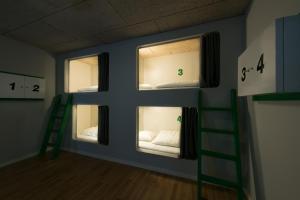 Bed in 6-Bed Mixed Dormitory Room - Astrid