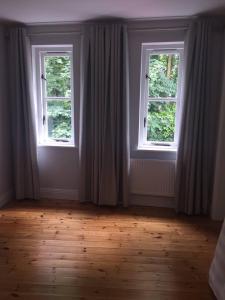 Modern Home in the Heart of Rosscarbery Village