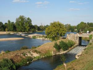 Maisons de vacances Gite Nature Loire et Chateaux 3* : photos des chambres