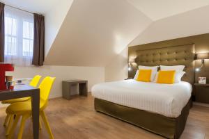 Hotels Quality Suites Maisons-Laffitte Paris Ouest : photos des chambres