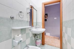 Triple Room with Private Bathroom room in Golden Ratio