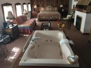 River House Inn - Crumpler