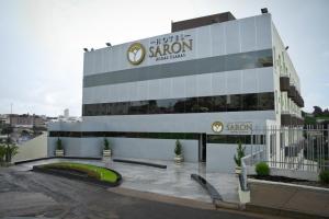 Hotel Saron