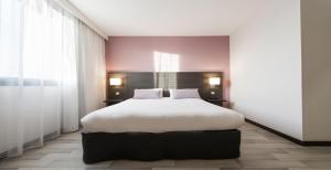 Hotels Hotel Eurocentre 3* Toulouse Nord : photos des chambres