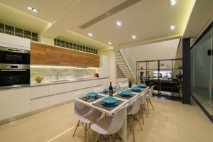 Villa L2 Boutique Villa