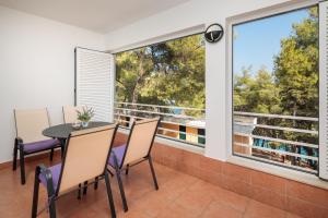  One-bedroom Deluxe Apartment Suite room in Fontana Bayside Park