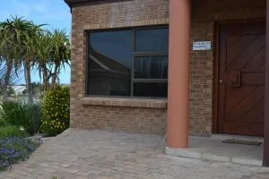 Swallows Nest - Riethuiskraal