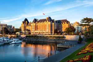 Fairmont Empress hotel, 
Victoria, Canada.
The photo picture quality can be
variable. We apologize if the
quality is of an unacceptable
level.