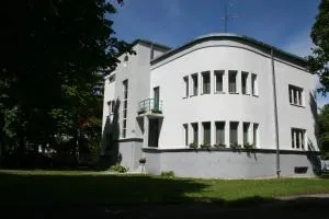 Esplanaadi 25 - 派尔努