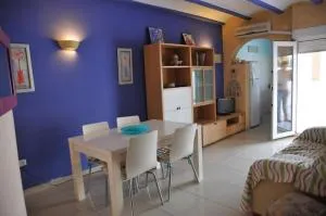 Casa a 50 metros del Mar - أوليفا