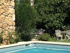 B&B / Chambres d'hotes Les Aiguieres en Provence : photos des chambres