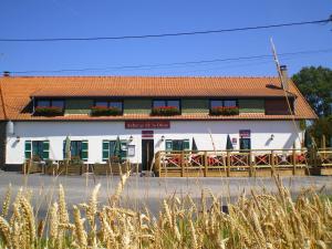 Hotels Logis Auberge De La Dune : photos des chambres