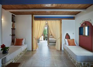 Polikandia Hotel Folegandros Greece