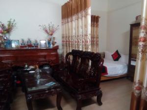 Phòng Giường Đôi với Nhà vệ sinh Chung (Double Room with Shared Toilet)