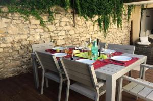 Le Patio Carreterie - Maison chaleureuse avec Jacuzzi Extérieur Privatif - Primée pour sa déco