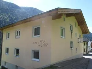 Haus Leo - See