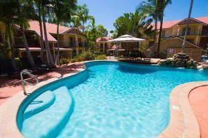 Beach Court - Airlie Beach - Dittmer