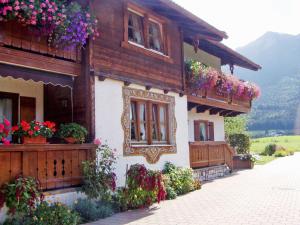 Ferienwohnungen mit Bergblick