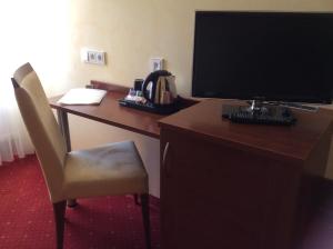 Single Room with Bathroom room in Hotel-Pension Berger