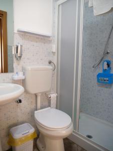 Single Room with Private Bathroom