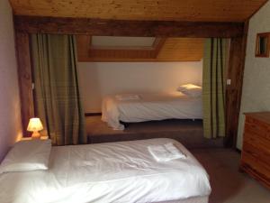 B&B / Chambres d'hotes Chalet Peloton : photos des chambres