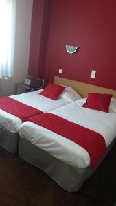 Hotels Hotel Evian Express - Terminus : Chambre Lits Jumeaux Standard