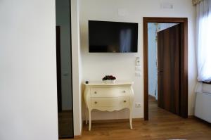 Doppel-/Zweibettzimmer mit Gartenblick