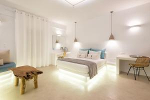 Anna Platanou Suites Paros Greece