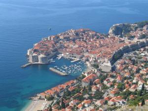 Old Town Port Apartments