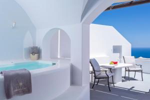 Amber Light Villas Santorini Greece