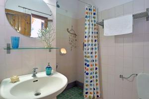 Captain's Apts Barbati Corfu Greece