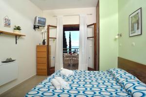 Captain's Apts Barbati Corfu Greece